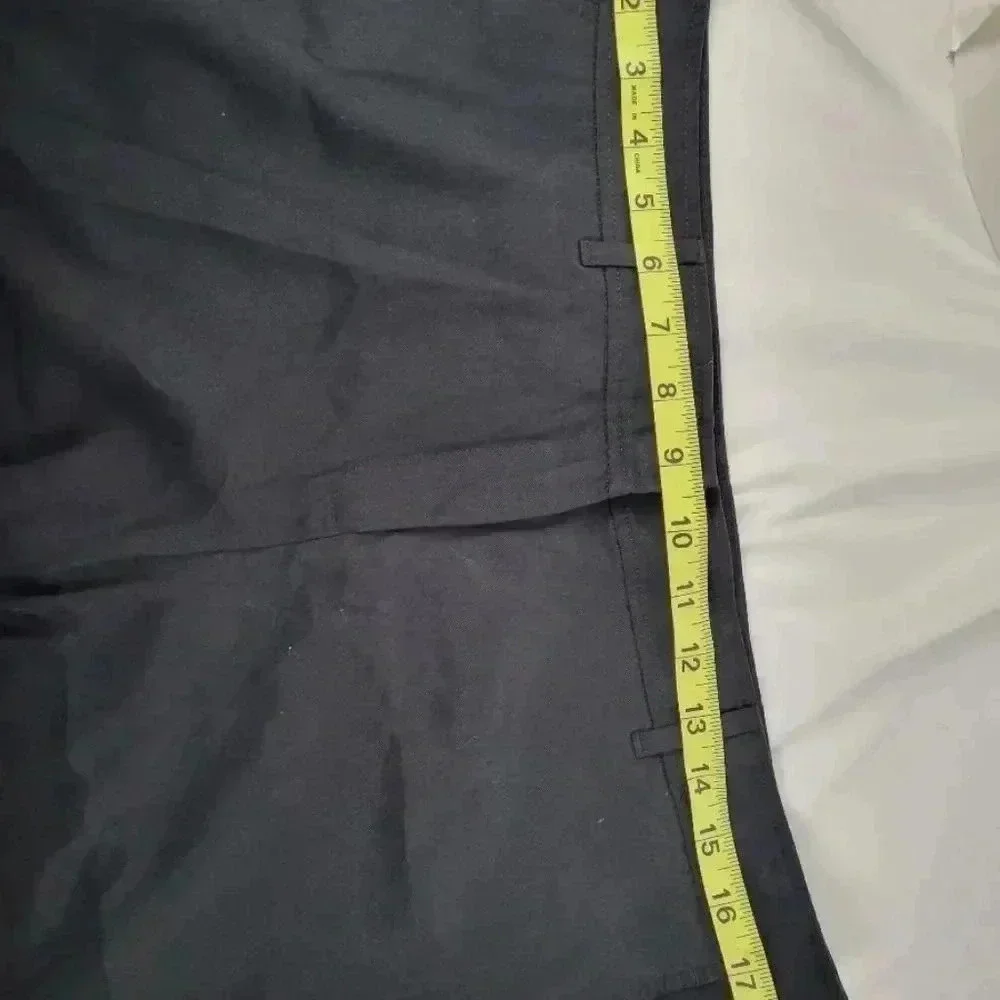 ladies EILEEN FISHER shorts size M
